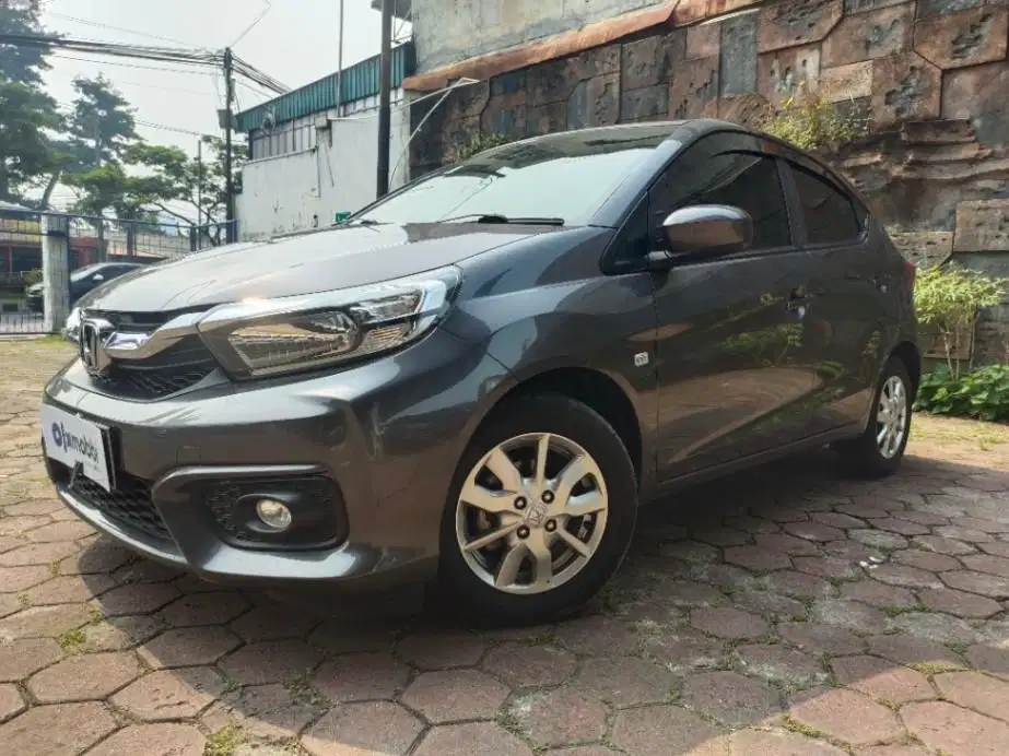 DP MURAH Honda Brio Satya 1.2 E Bensin-MT 2020 Abu-Abu C9KNF