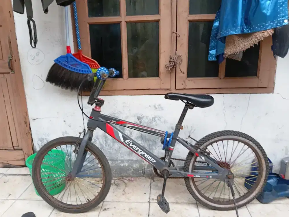 Dijual cepat sepeda bekas ambil kerumah 100k