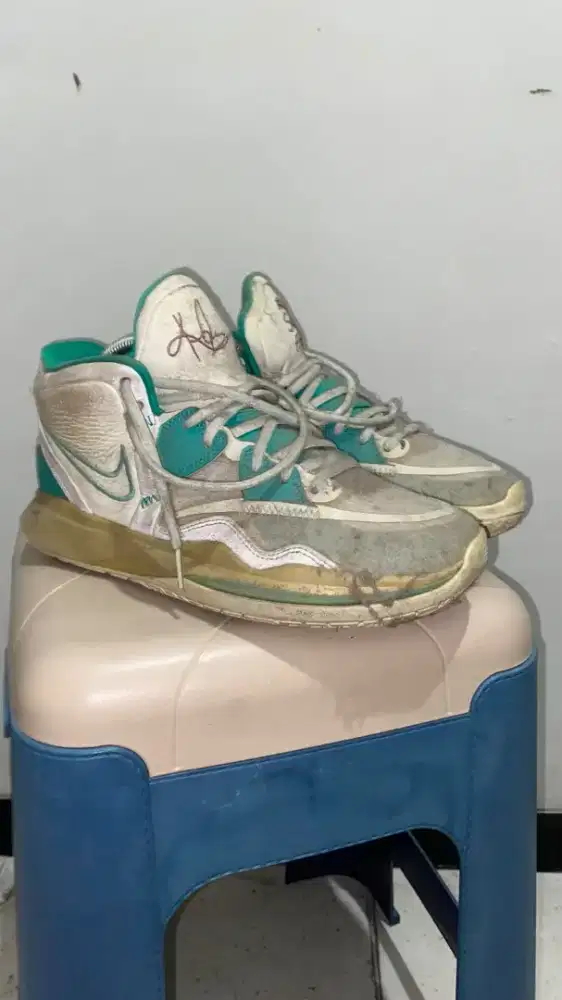 Sepatu Basket Nike Kyrie 8 Infinity Size 42