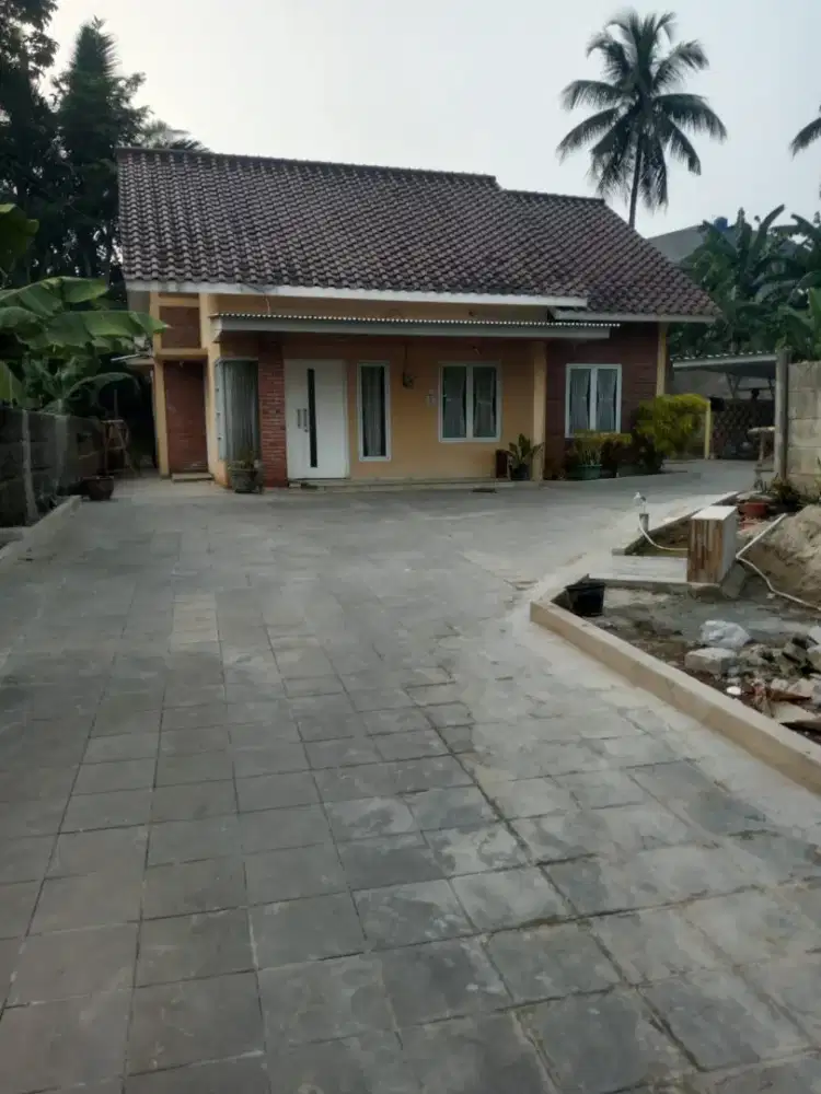Rumah serasa villa di Parung Bogor