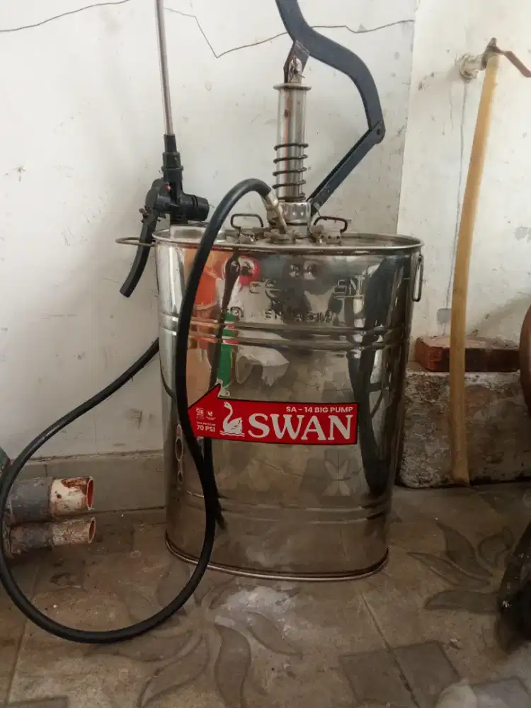Alat semprot tanaman merk swan 14 liter