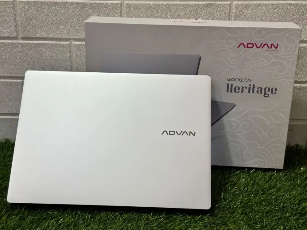 ADVAN Heritage prosesor AMD Ryzen 5 7534HS RAM 8GB SSD 512GB Like New