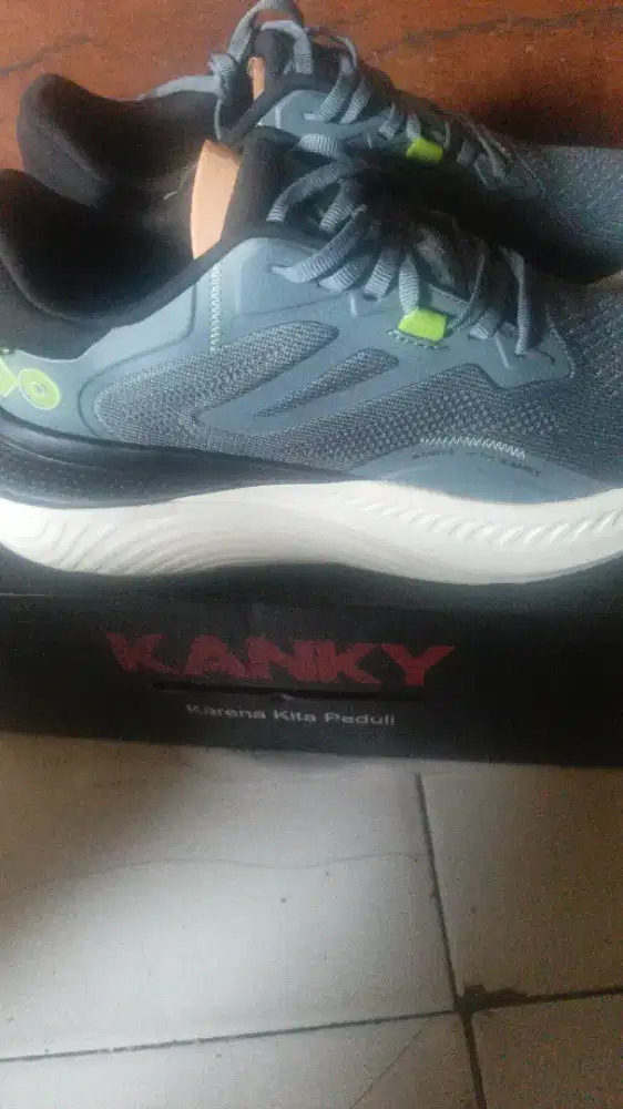 Kanky Elevate Dark Grey