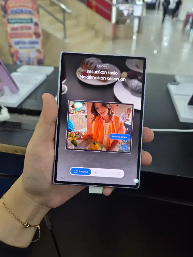 New galaxy fold8 256gb free ta