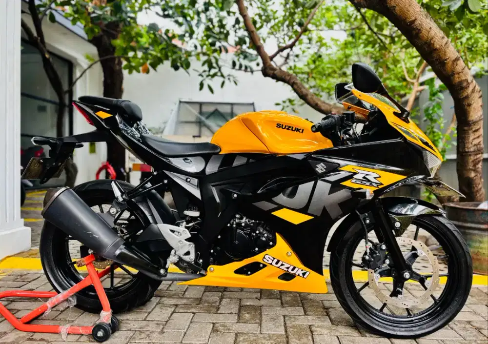 Suzuki GSX R 150