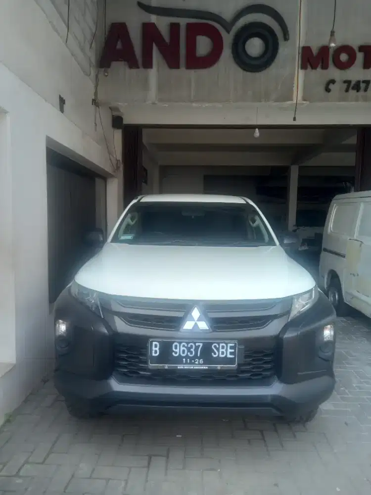 Mitsubishi Triton Hdx double cabin
