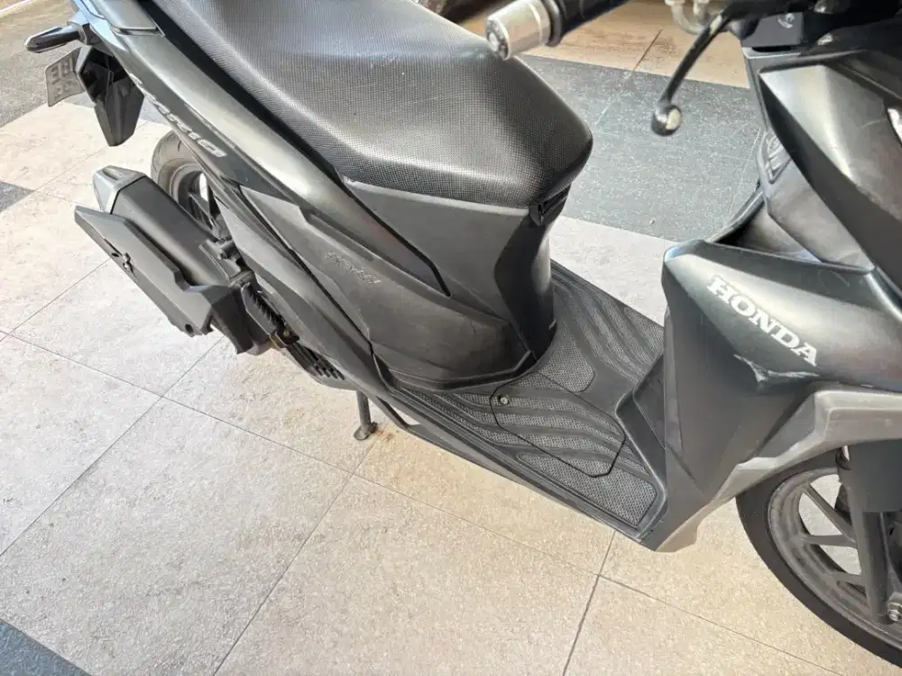 Honda Vario 125 Hitam tahun 2021 km rendah 30 ribuan