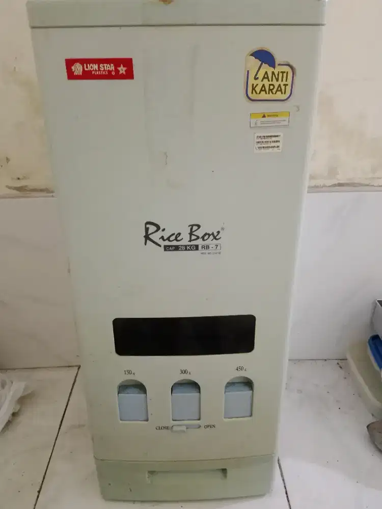 Dijual rice box merk lionstar 28kg