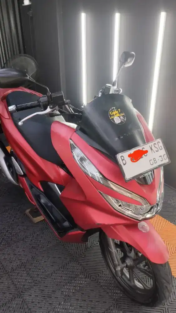 PCX 2020 merah pajak hidup