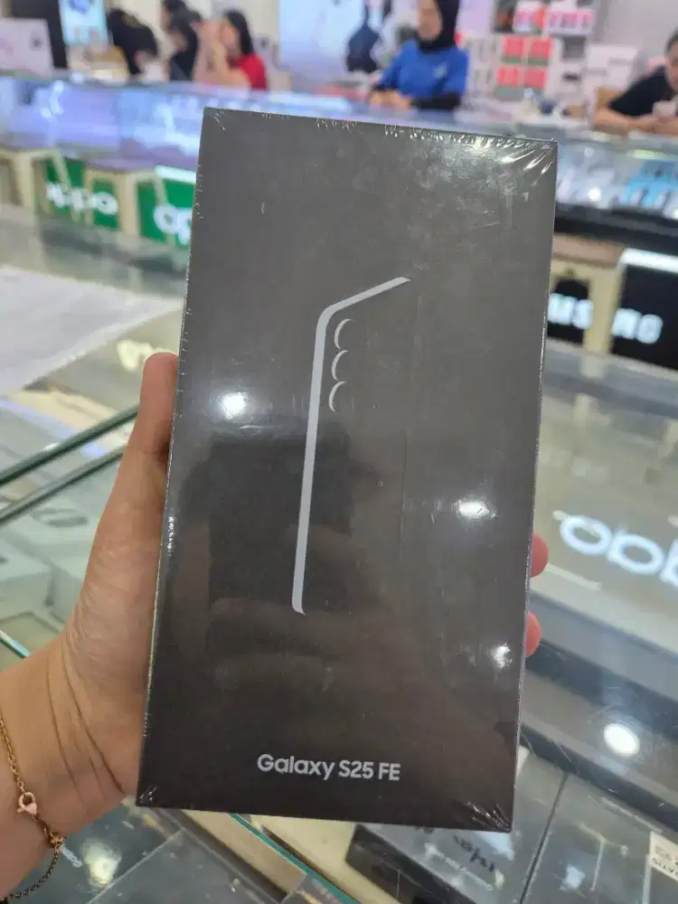 New Galaxy s25fe 256gb