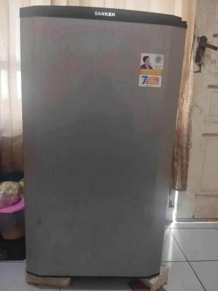 DIJUAL cepat kulkas sanken