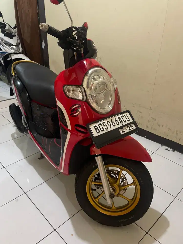Honda scoopy 2019