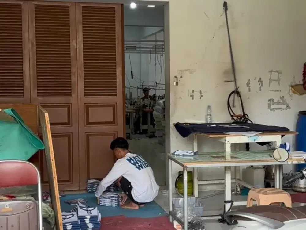 TERMURAH DIJUAL RUMAH EX KONVEKSI SIAP PAKAI LOKASI DI KOMPLEK PANDAN WANGI BANDUNG