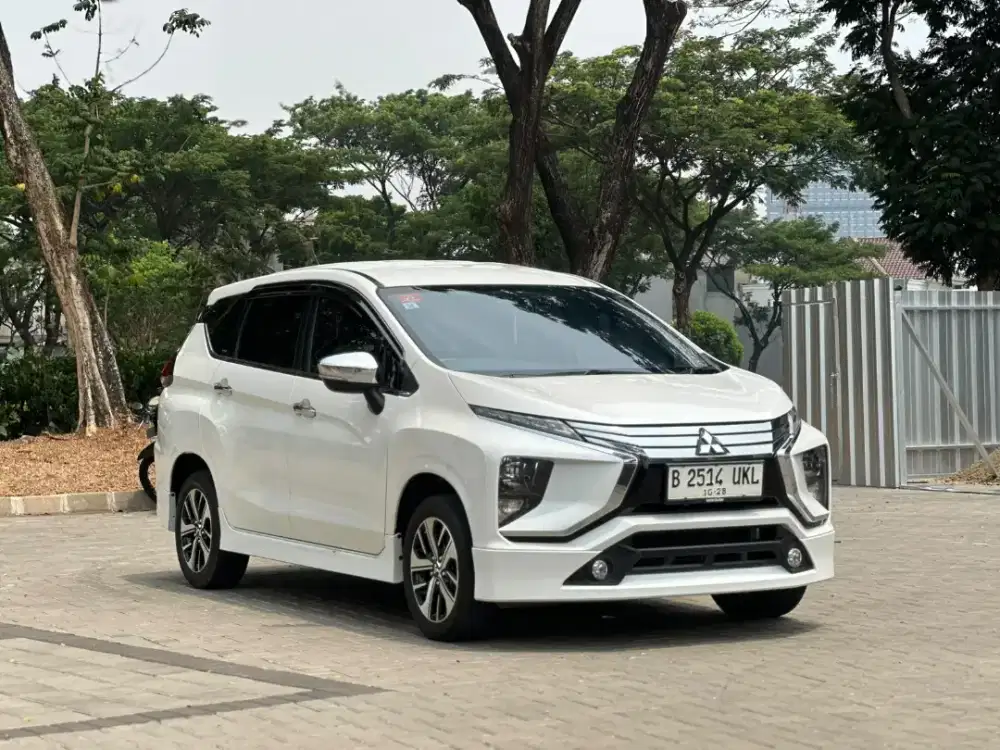 MITSUBISHI XPANDER 1.5 ULTIMATE AERO BODYKIT AT 2018 PUTIH