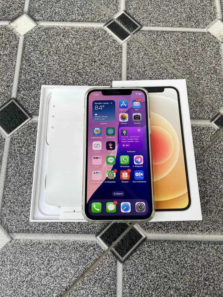 iphone 12 128gb original good condition