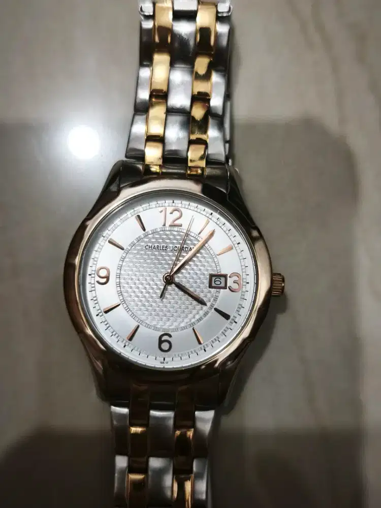 Jam Tangan Charles Jourdan