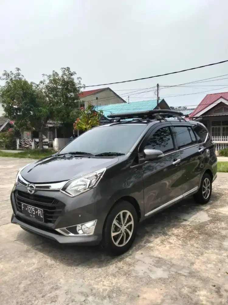 Sigra R deluxe A/T
Tahun 2017, fullset
Tgn 1 dr baru, km 88rb