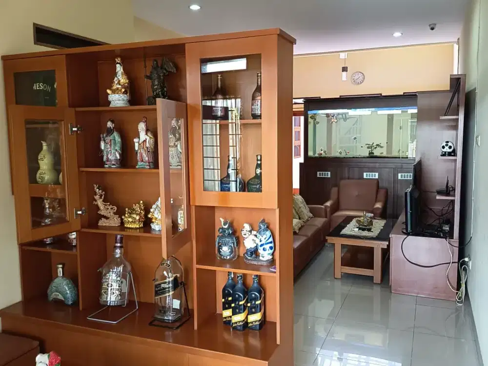 RUMAH NYAMAN MINIMALIS MODERN 2 LANTAI SEMI FURNISHED SIAP HUNI DI TAMAN HOLIS INDAH 2 THI2 BANDUNG