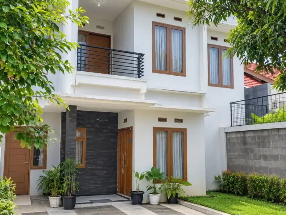 Harga Turun! Rumah Siap Huni 2 Lantai di Komplek Antapani SHM 1,65 M