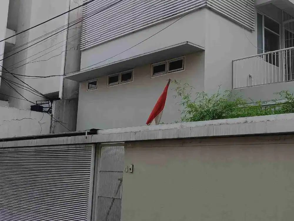Rumah Siap Huni Kebayoran Baru Dekat Senopati Lokasi Strategis