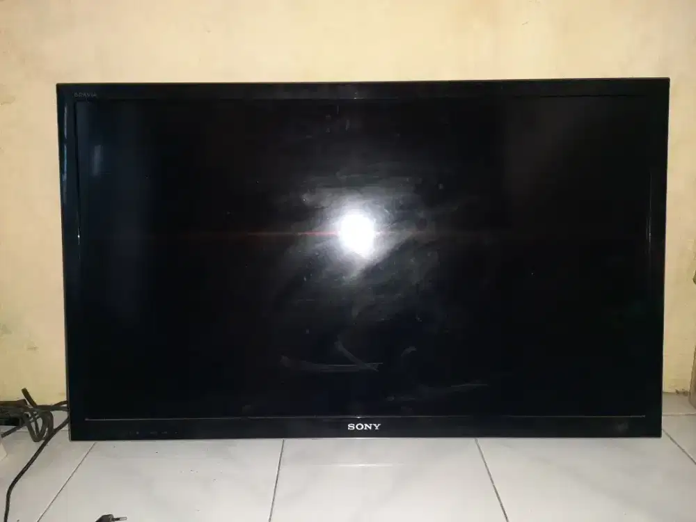 Tv lcd sony kdl-40HX750 minusan apa adanya