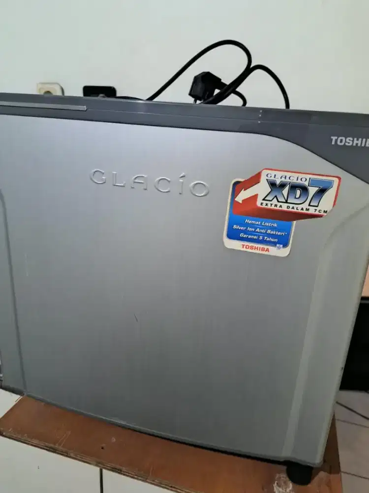 Kulkas Toshiba Glacio 1 pintu kecil