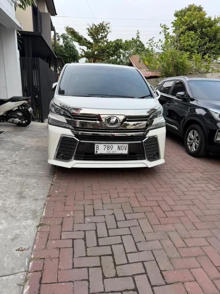 Toyota Velfire 2.5 Type Tertinggi