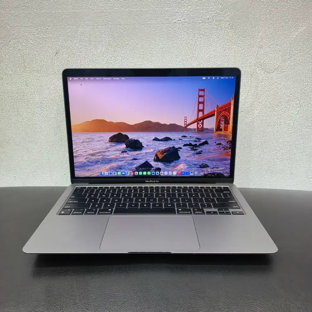Macbook Air 13 inch 2020 Chip M1 RAM 8GB SSD 128GB ( No Box )