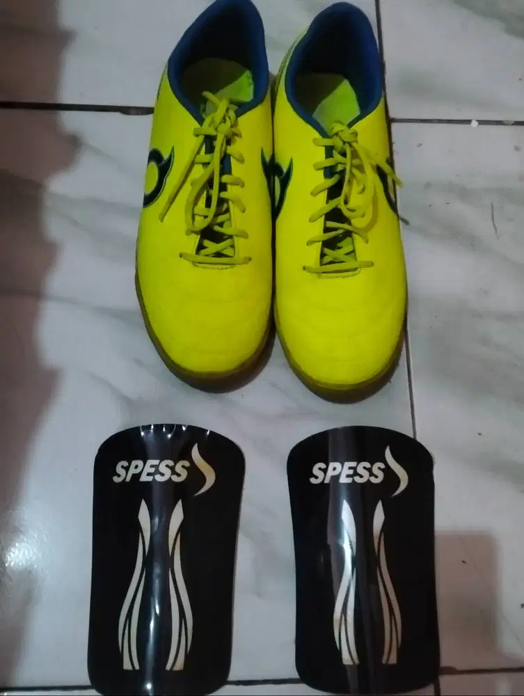 Sepatu futsal merk ortusseight uk 38-39