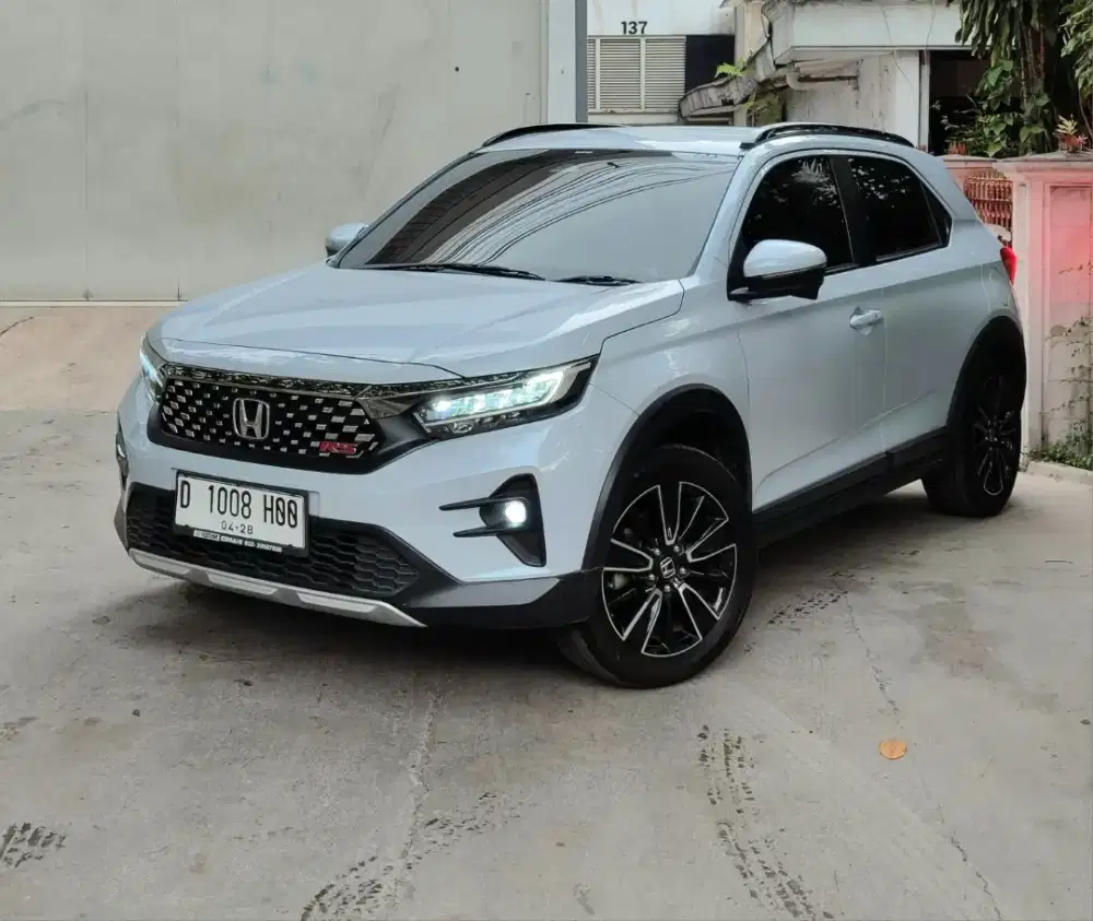 WRV RS SENSING 1.5 AT 2023 KM 22rb RECORD HONDA BANDUNG