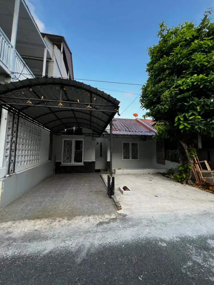 Di kontrakkan rumah tinggal 1 pintu. Aman