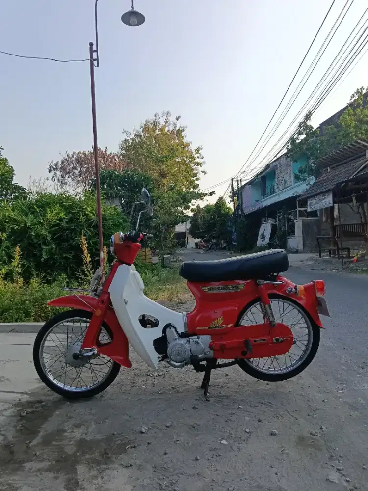 Honda C70 tahun 77 asli bukan basic mesin halus pajak hidup