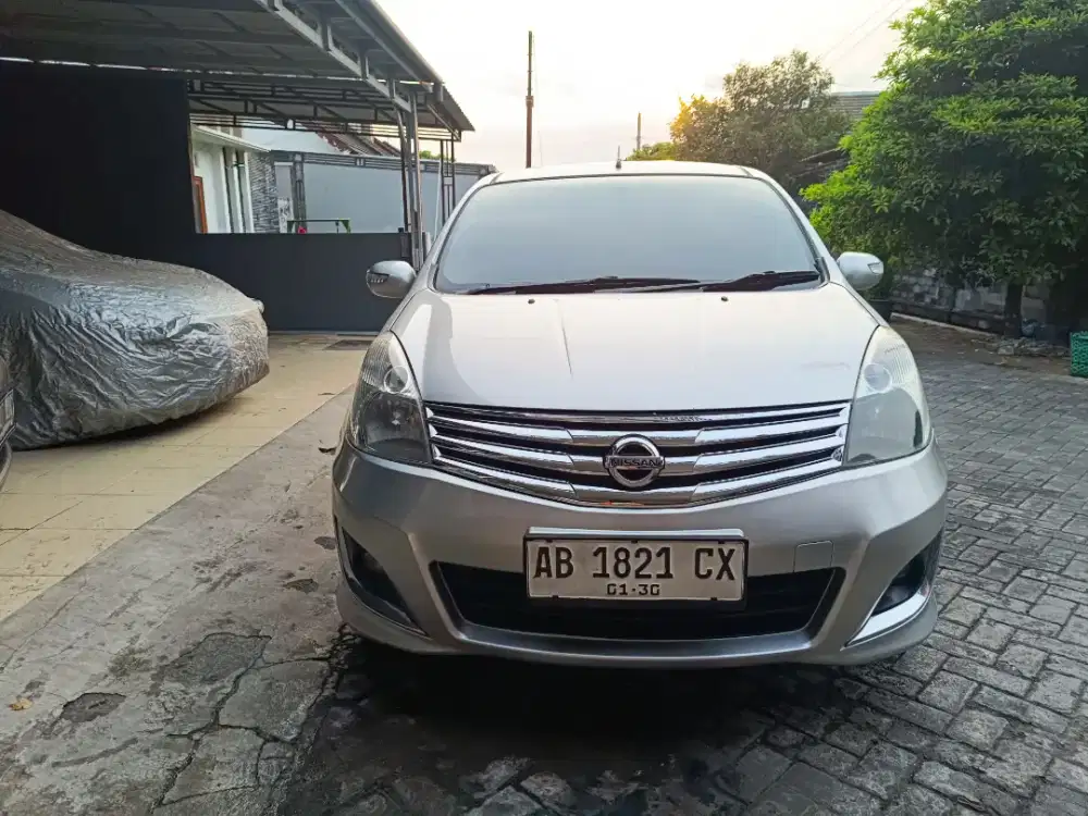 Dijual grand livina xv matic