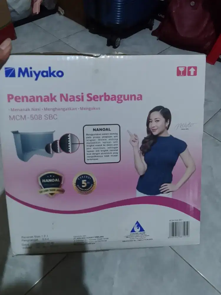 Rice cooker 5 liter merk Miyako tipe MCM-508 SBC warna rose gold
