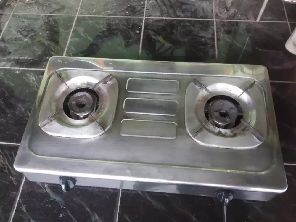 Kompor rinai 2 tungku