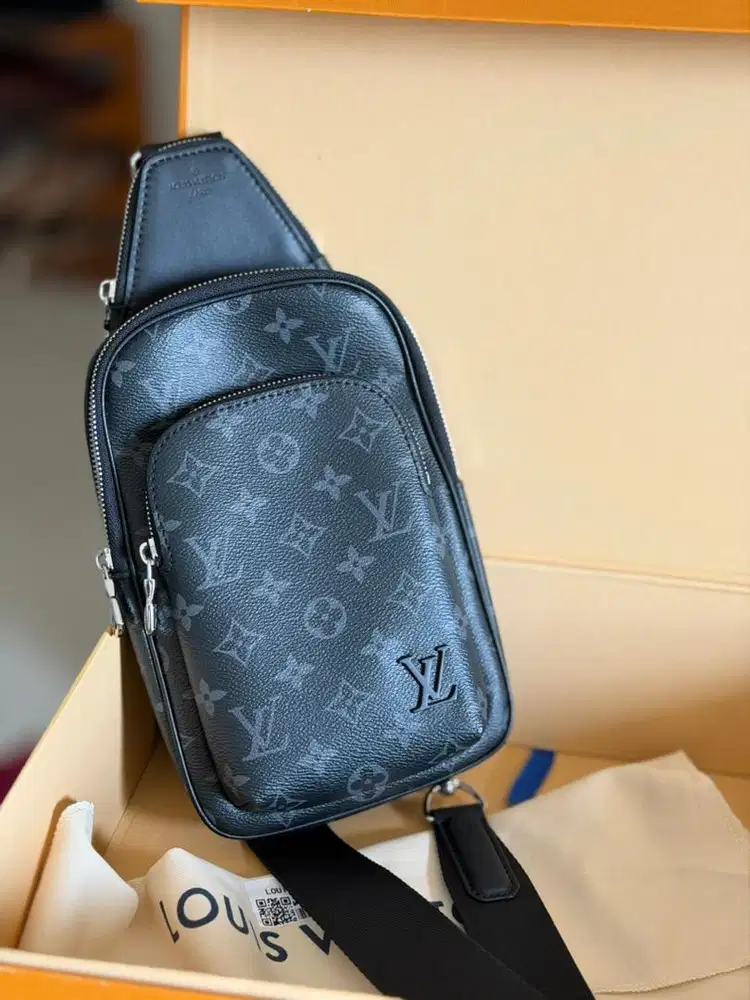 LV Avenue PM Sling Bag