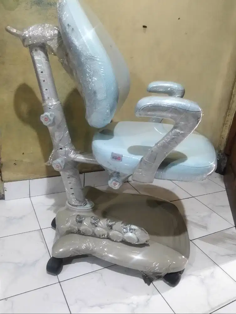 Kursi belajar anak