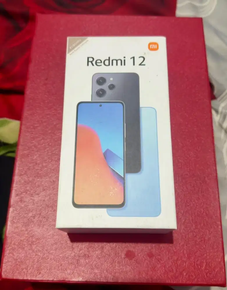 Xiaomi Redmi 12 8+4 gb 128 gb 4G Hitam
