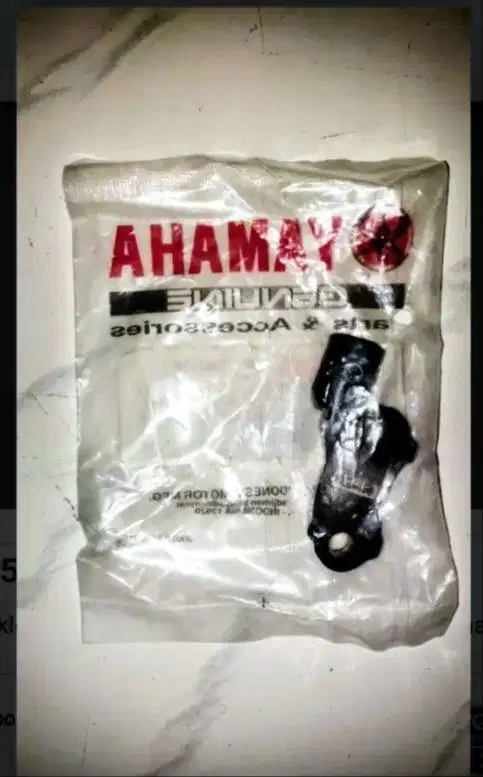 Pelatuk klep Yamaha nmax bonus dudukan spion kanan kiri