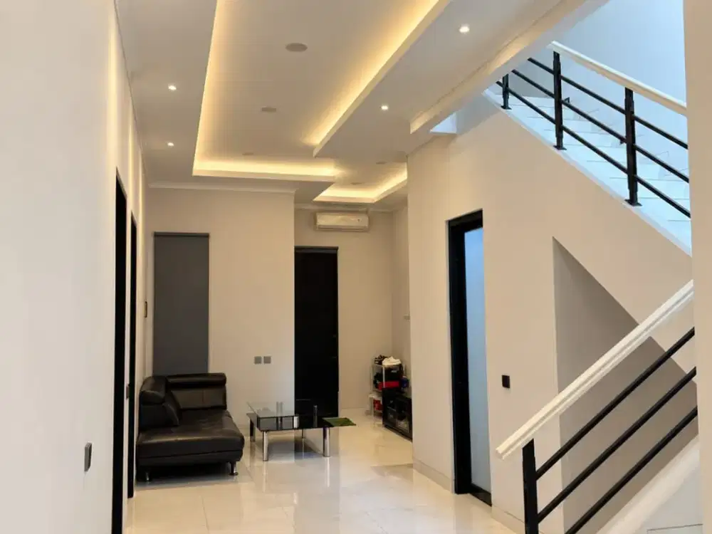 Dijual Ruma Rapi Siap Huni Dekat Kawasan Kuliner, Mall dan Pasar Modern di Cluster Topaz Pondok Hijau Golf Gading Serpong