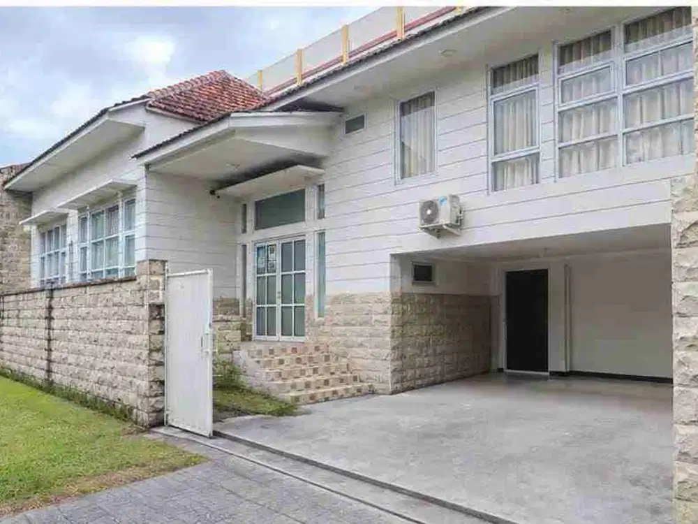 DIJUAL RUMAH DIWIYUNG SURABAYA SIAP HUNI
