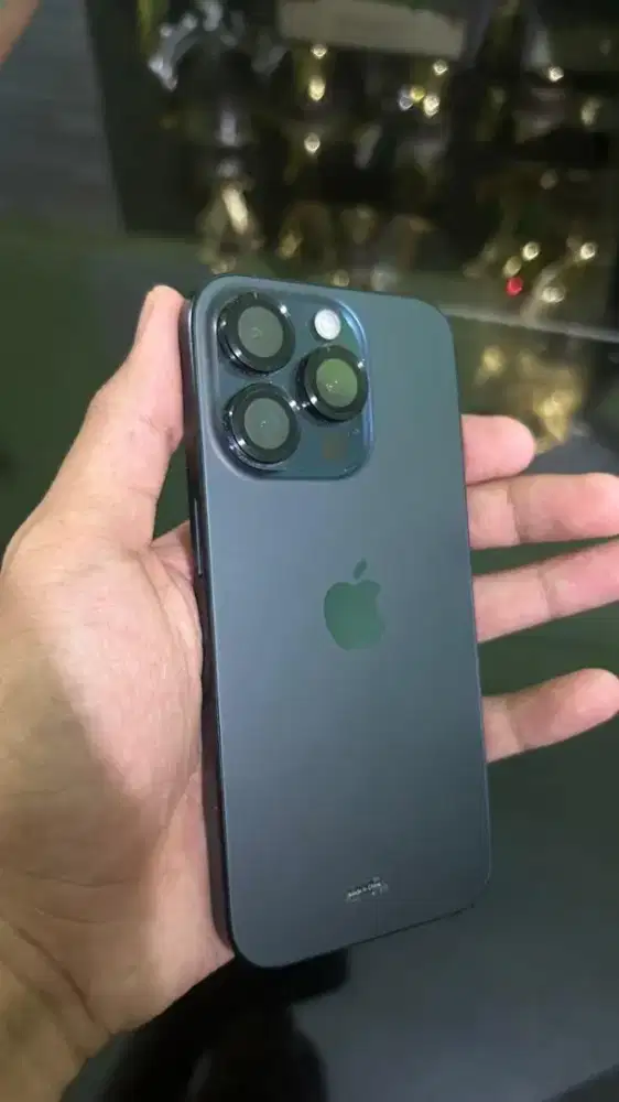 Iphone 15 pro bh 89 masih mulus dan komplit