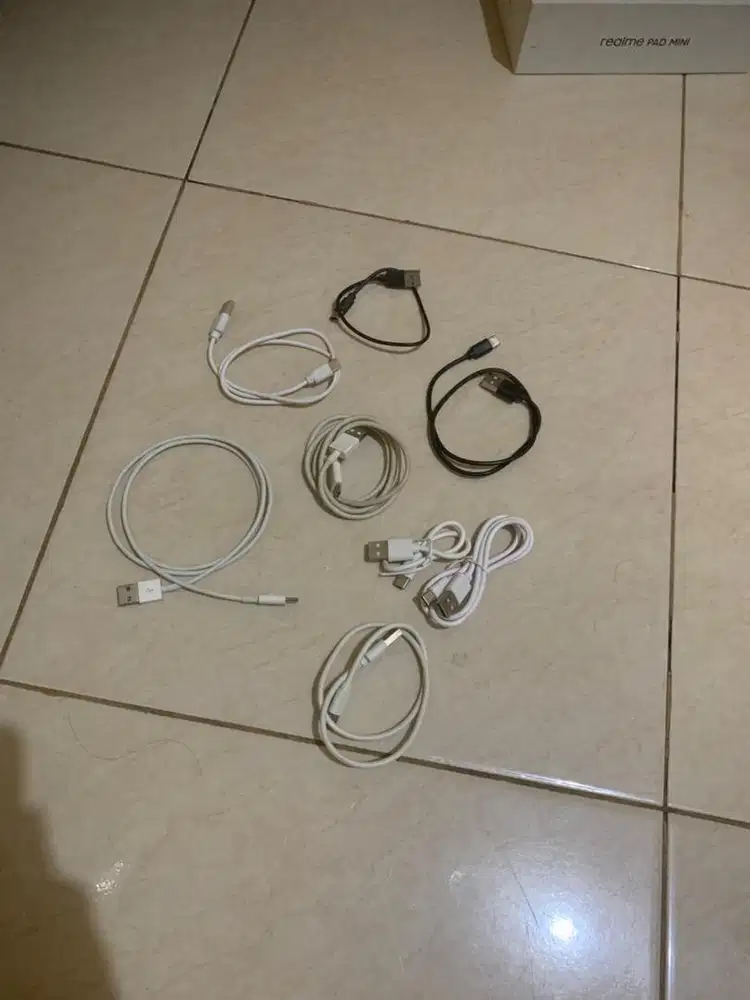 kabel cas hp usb ke type c to aux dan aux to aux harga satuan