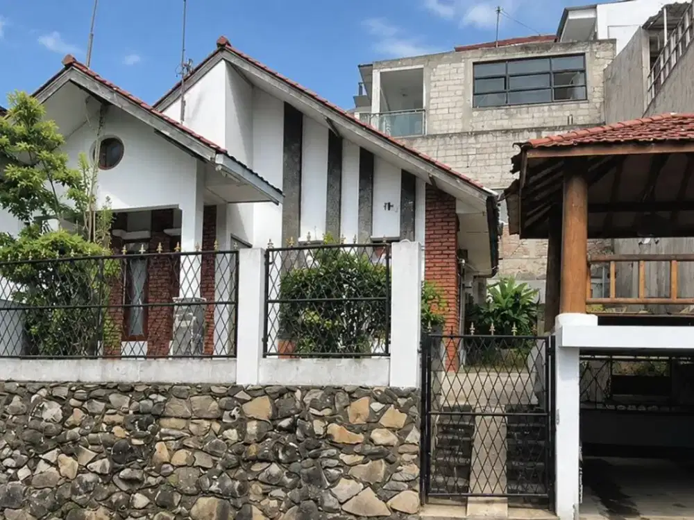 Dijual Rumah Nyaman Sejuk dan Full Furnished  Padasuka Bandung