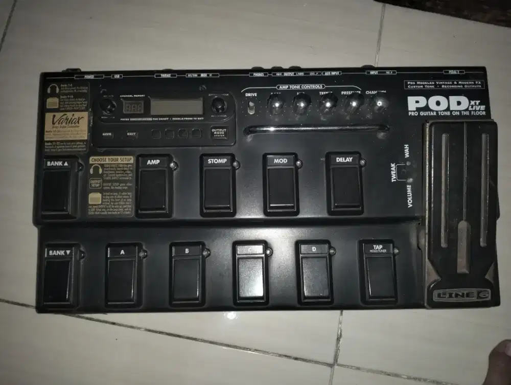 Efek gitar PODxtlive Line 6