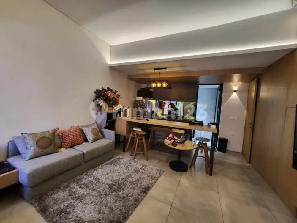 Disewakan Rumah Full Furnished Modern di Tabebuya BSD