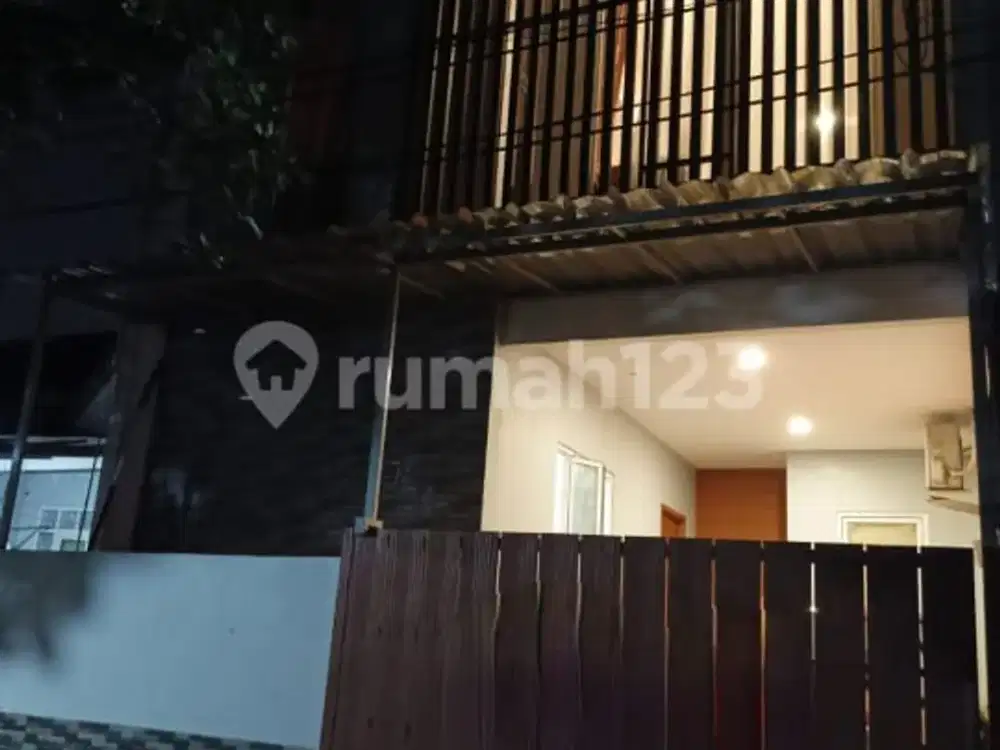 Rumah Bagus, Full Renovasi dan Full Furnished di Nusaloka BSD