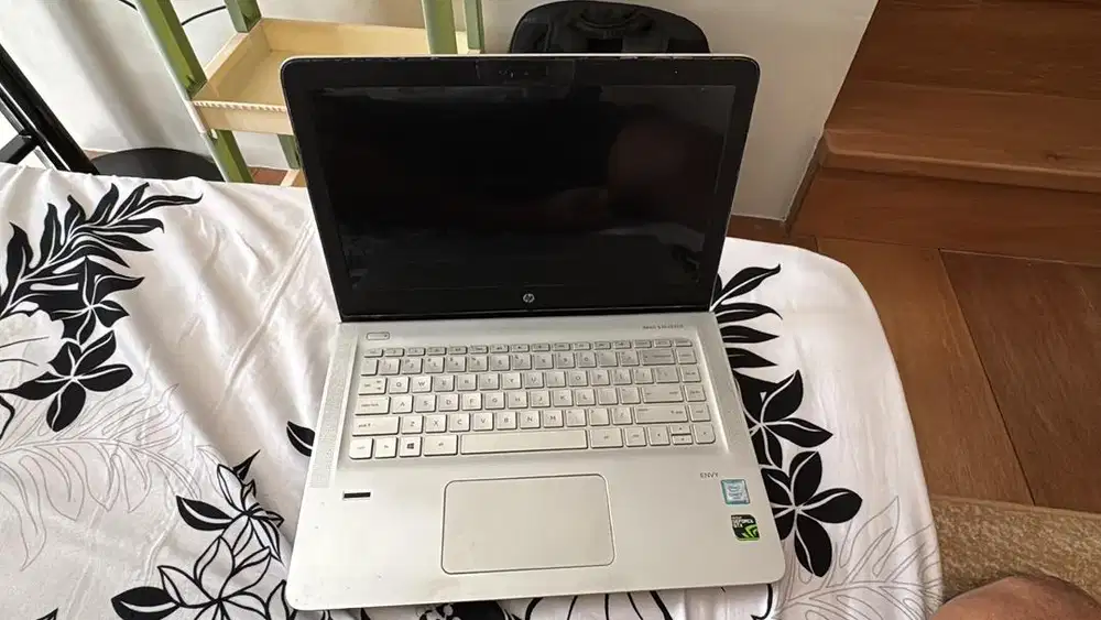 Notebook Hp Envy 15-ae00, ah000