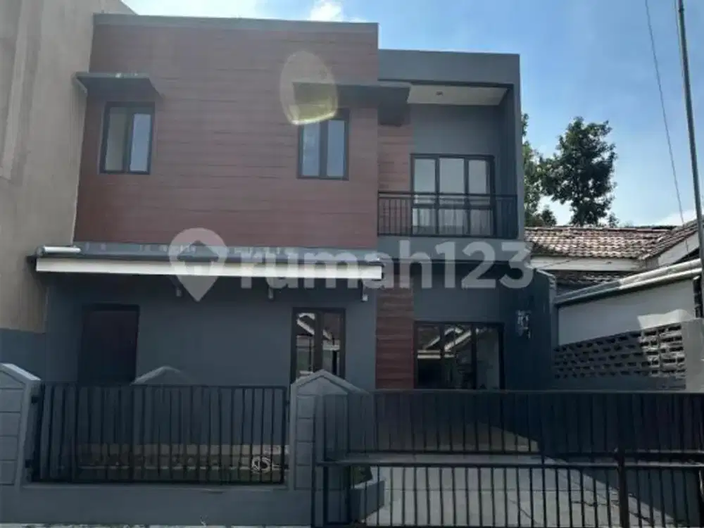 Brand New Rumah Bagus Siap Huni Lokasi Strategis di Nusaloka BSD