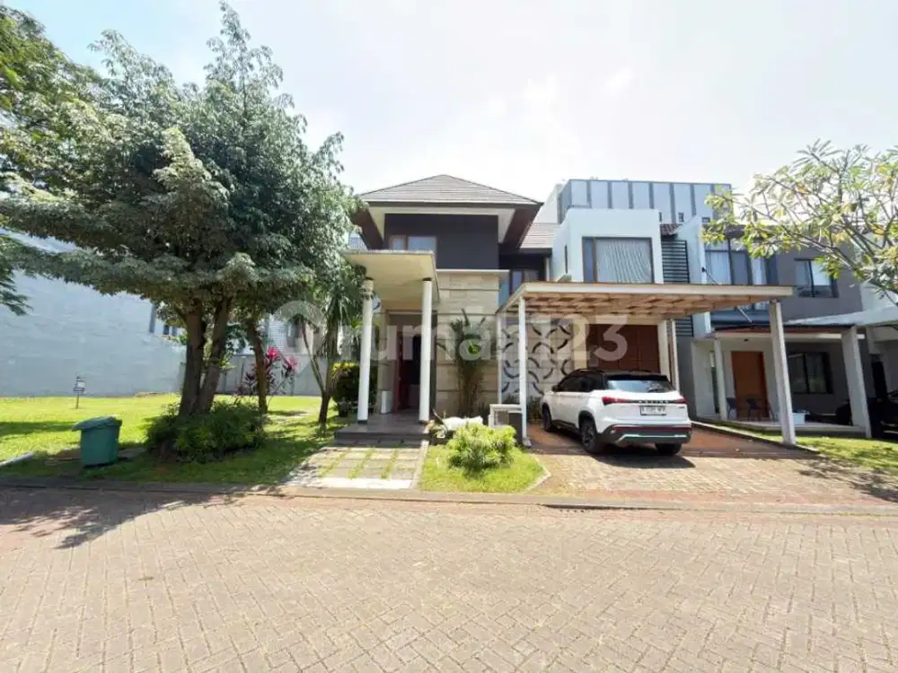 Rumah di BSD Bangunan 2,5 Lantai Full Furnish Siap Huni Lokasi Bagus